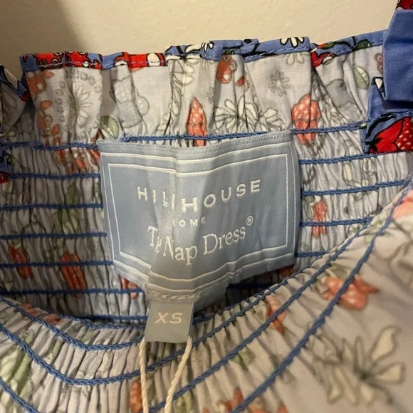 Hill house Swedish floral Ellie NWT XS - Picture 4 of 4